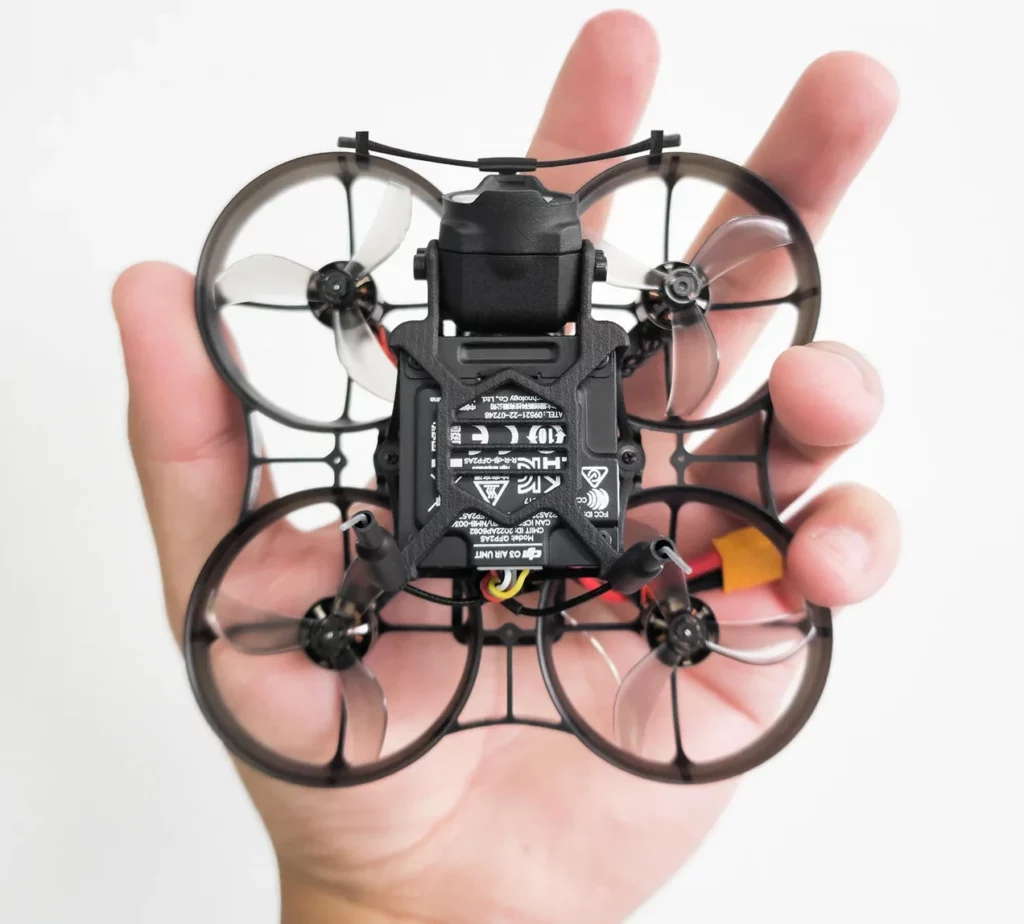 taille NewBeeDrone AcroBee75 HD O3