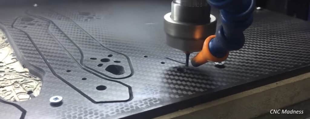 Découpe de carbone à la CNC