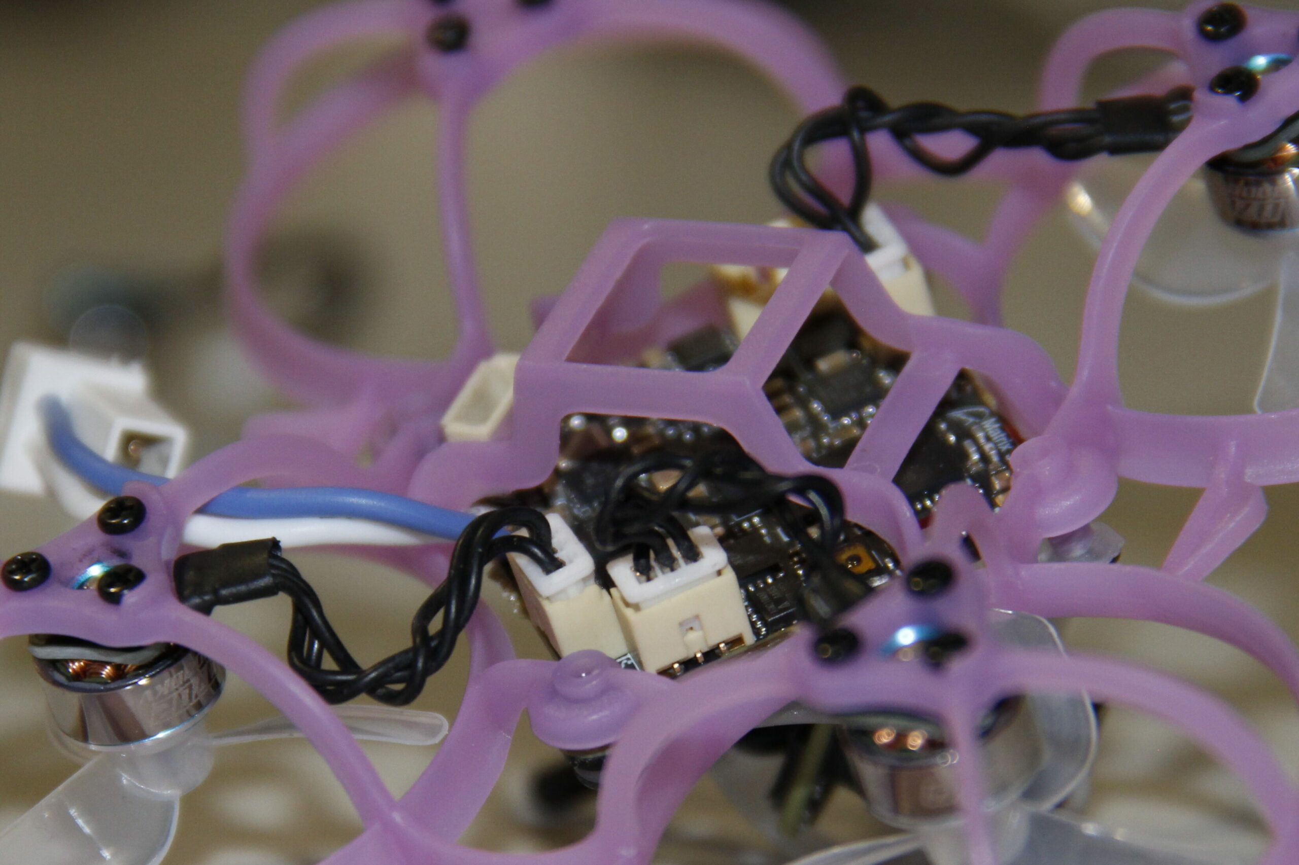 connecteur moteurs plaqués or